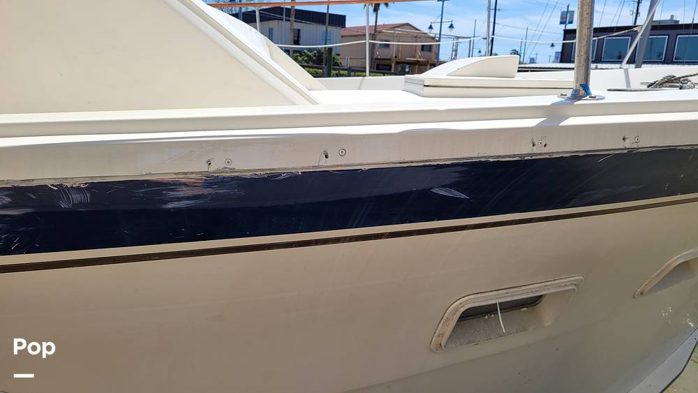 Slide: The Image of Hatteras 58 Fisherman 1979 - 10298994