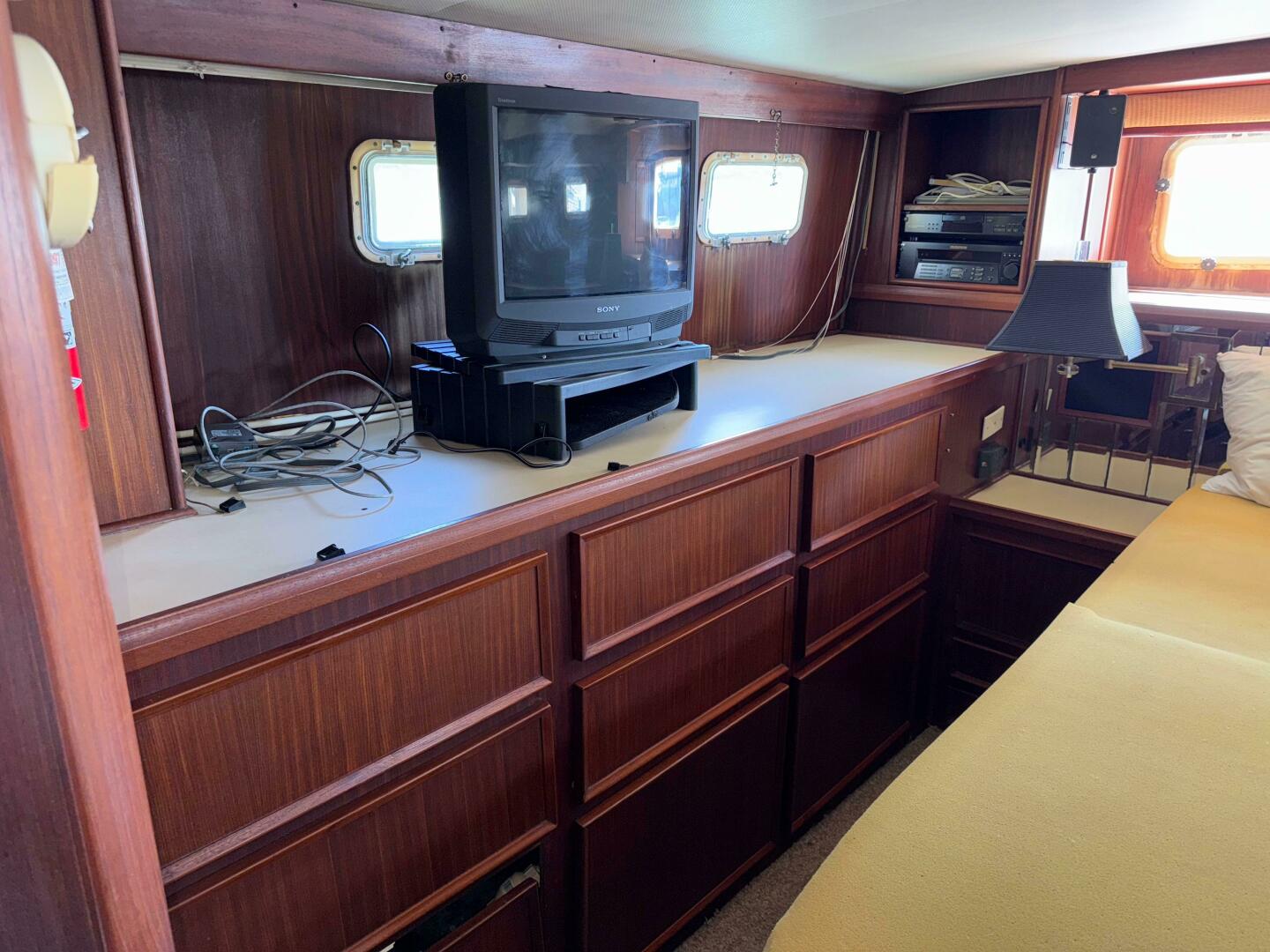 Slide: The Image of Hatteras 58MY 1980 - 5284856