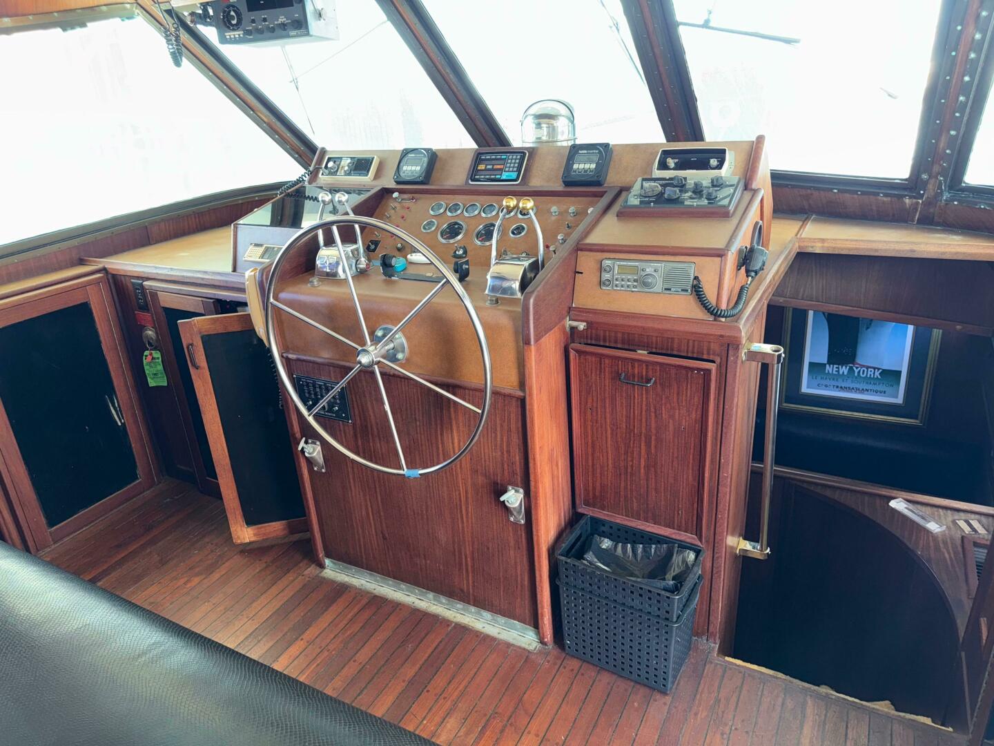 Slide: The Image of Hatteras 58MY 1980 - 5284857