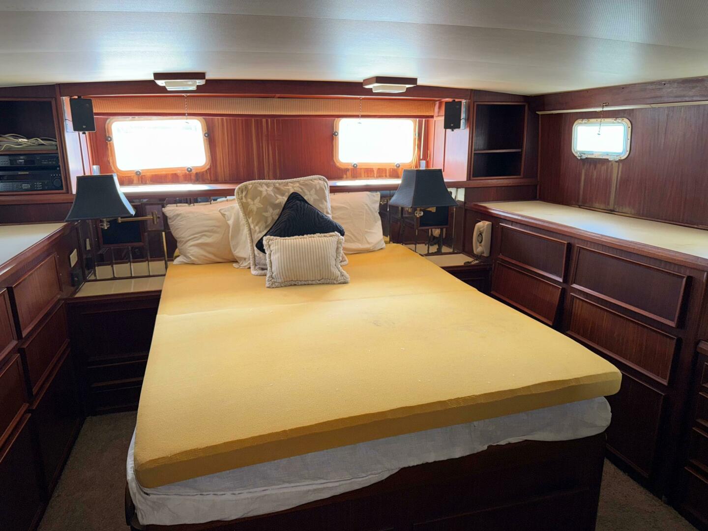 Slide: The Image of Hatteras 58MY 1980 - 5284863