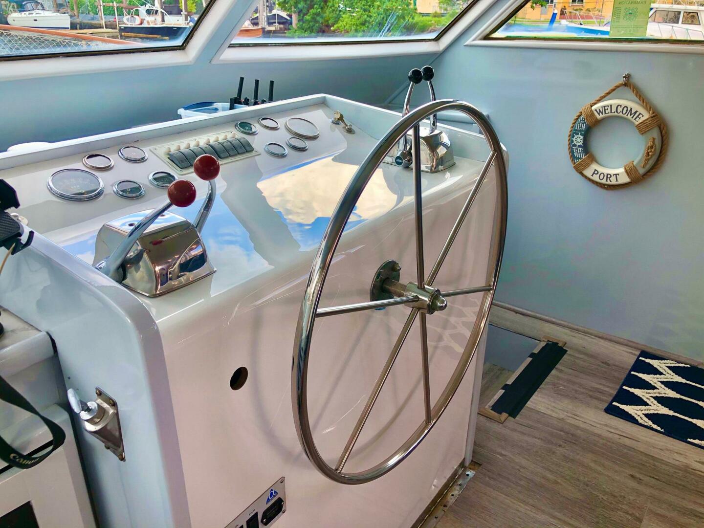 Slide: The Image of Hatteras 58 Yacht Fisherman 1975 - 4255112