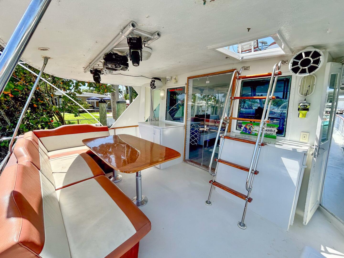Slide: The Image of Hatteras 58 Yacht Fisherman 1975 - 4255100