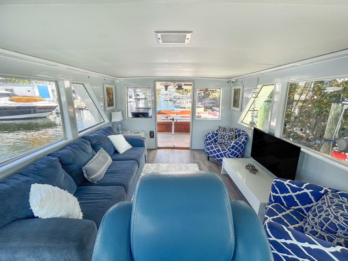 Slide: The Image of Hatteras 58 Yacht Fisherman 1975 - 4255111