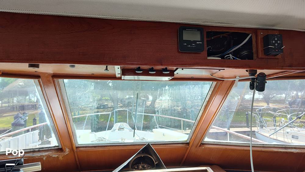 Slide: The Image of Hatteras 58 Yacht Fisherman 1978 - 15424083