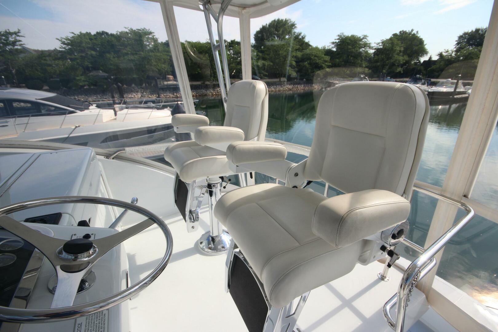 Slide: The Image of Hatteras 60 Convertible 2000 - 5422555