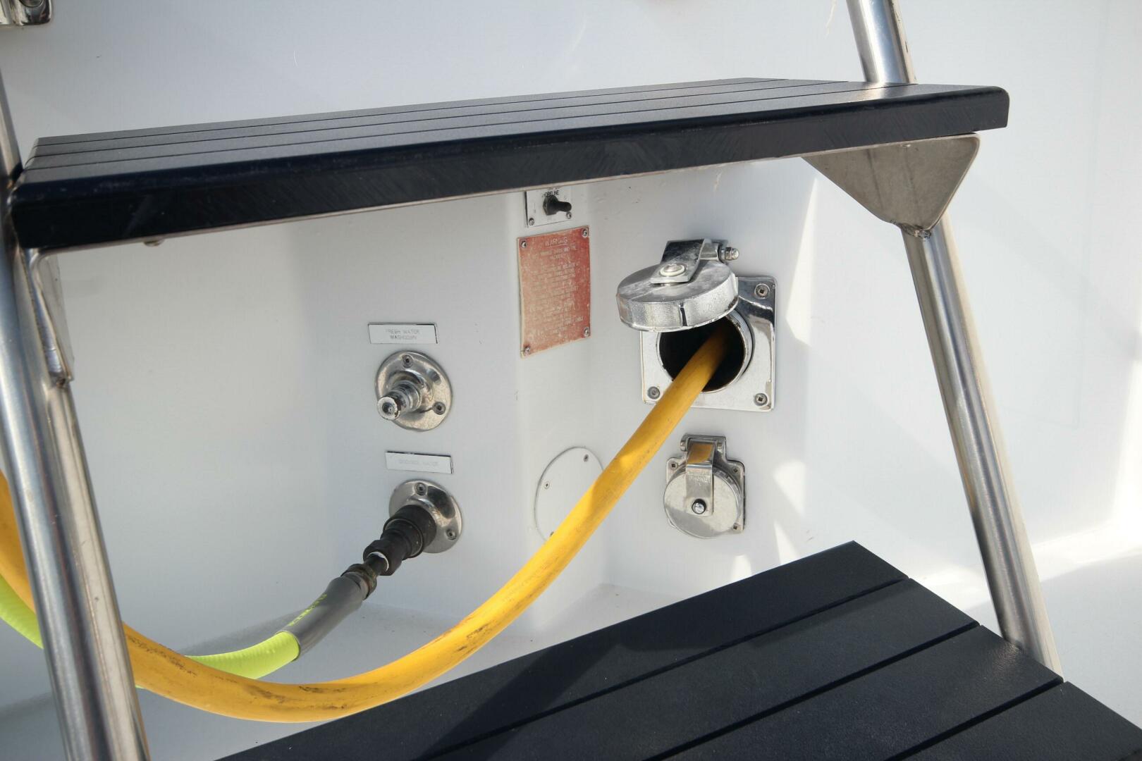 Slide: The Image of Hatteras 60 Convertible 2000 - 5422561