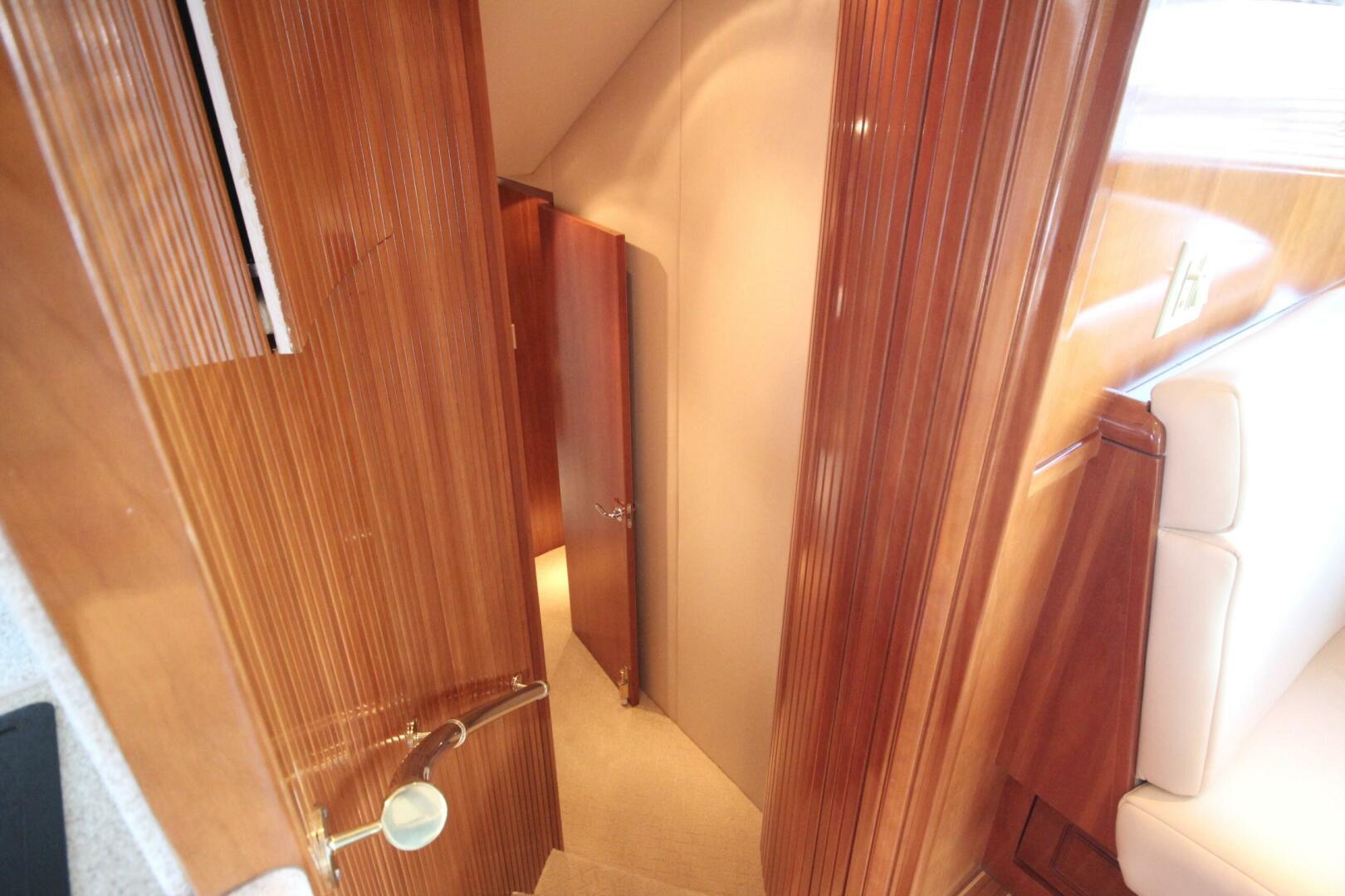 Slide: The Image of Hatteras 60 Convertible 2000 - 5422590