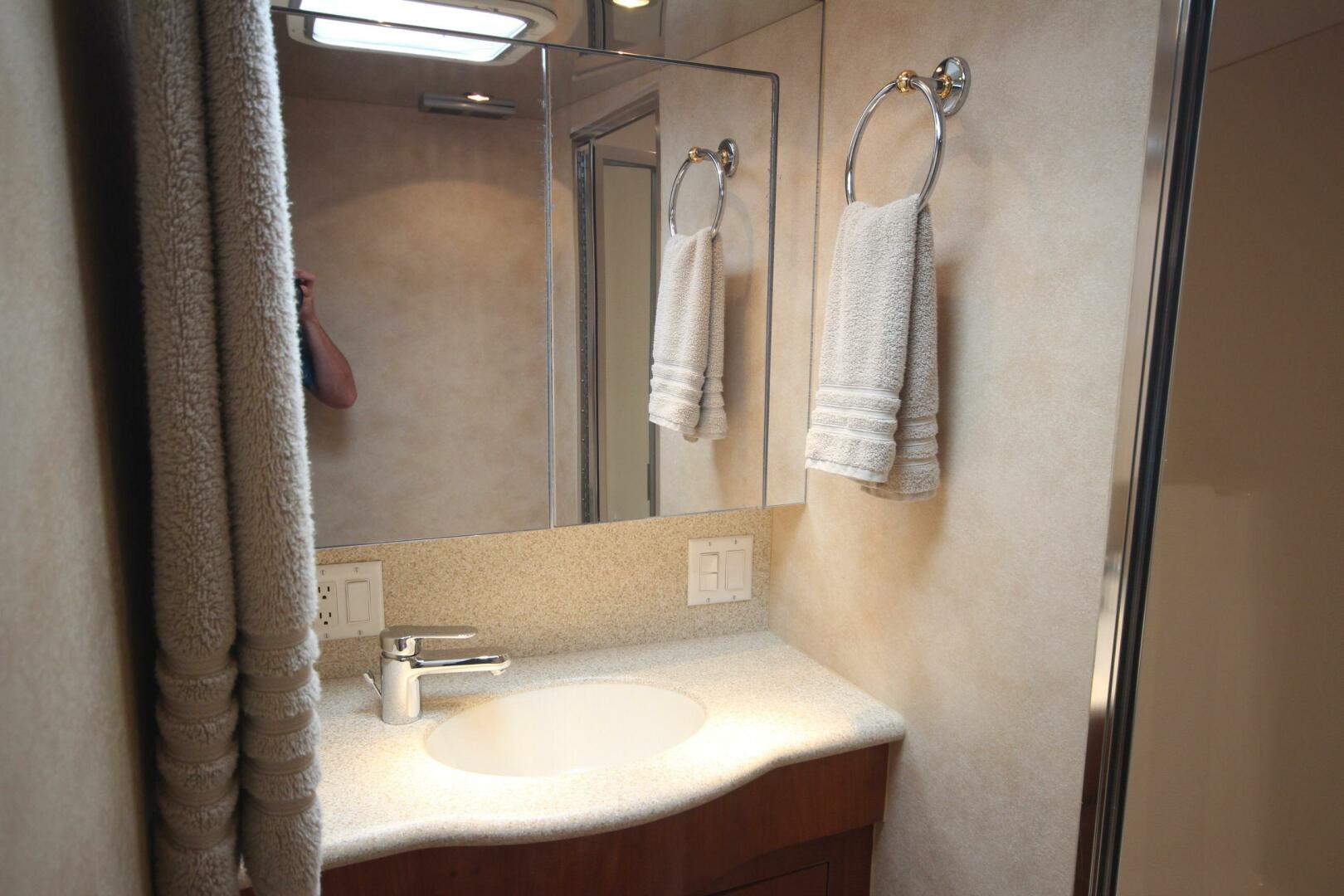 Slide: The Image of Hatteras 60 Convertible 2000 - 5422607