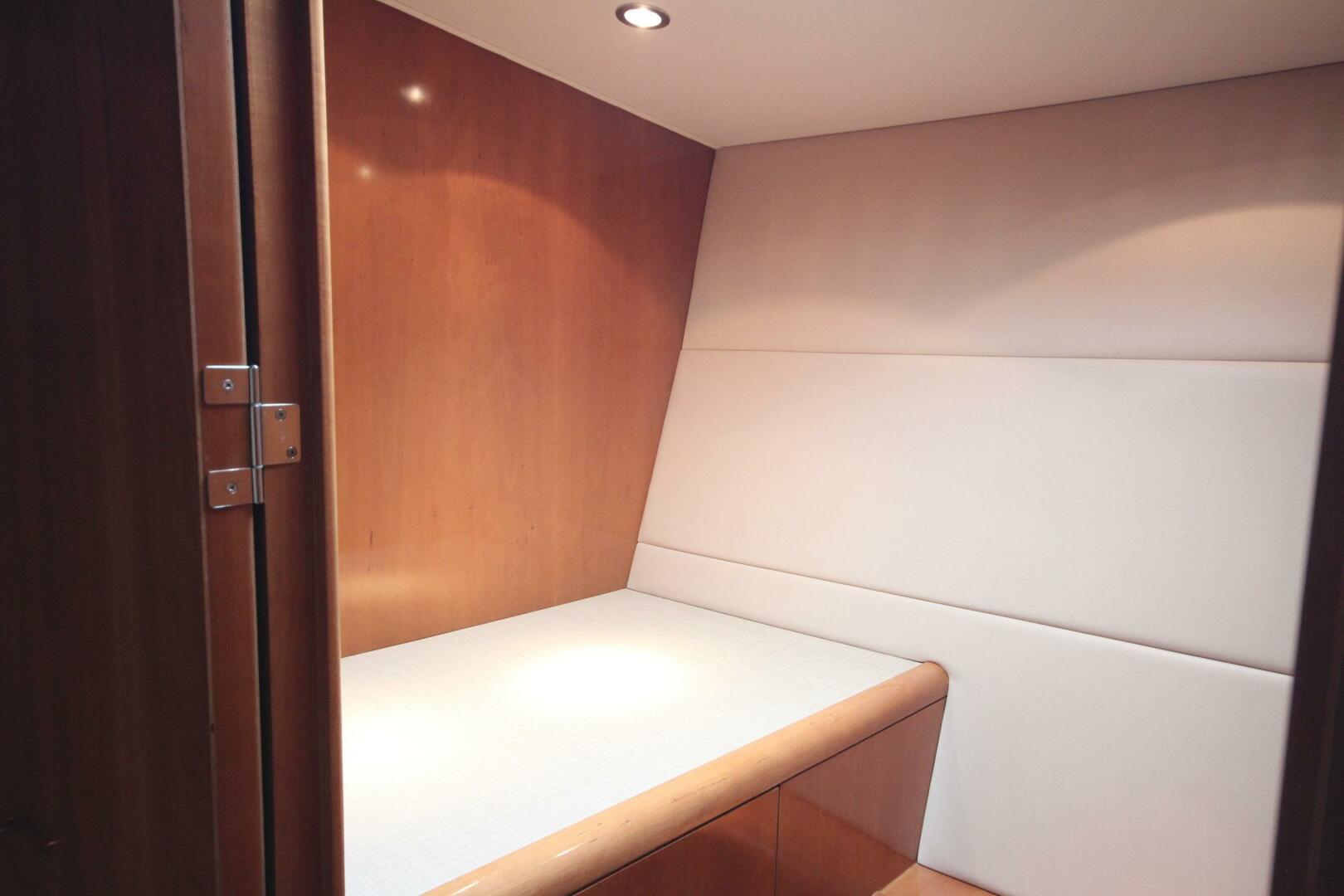 Slide: The Image of Hatteras 60 Convertible 2000 - 5422612