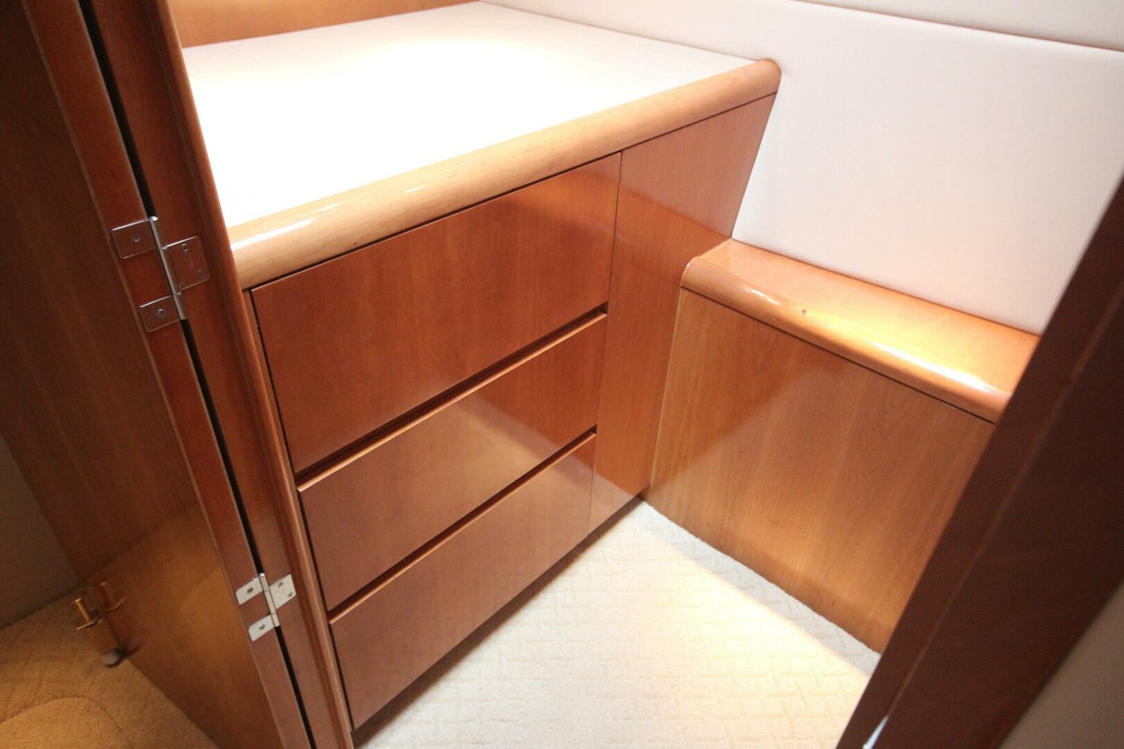 Slide: The Image of Hatteras 60 Convertible 2000 - 5422613