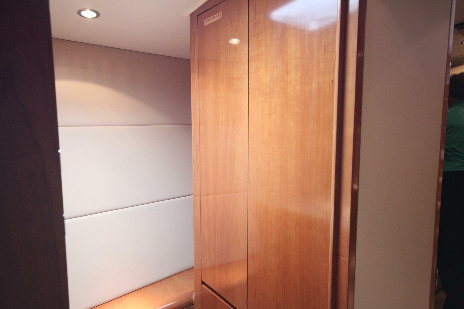 Slide: The Image of Hatteras 60 Convertible 2000 - 5422614