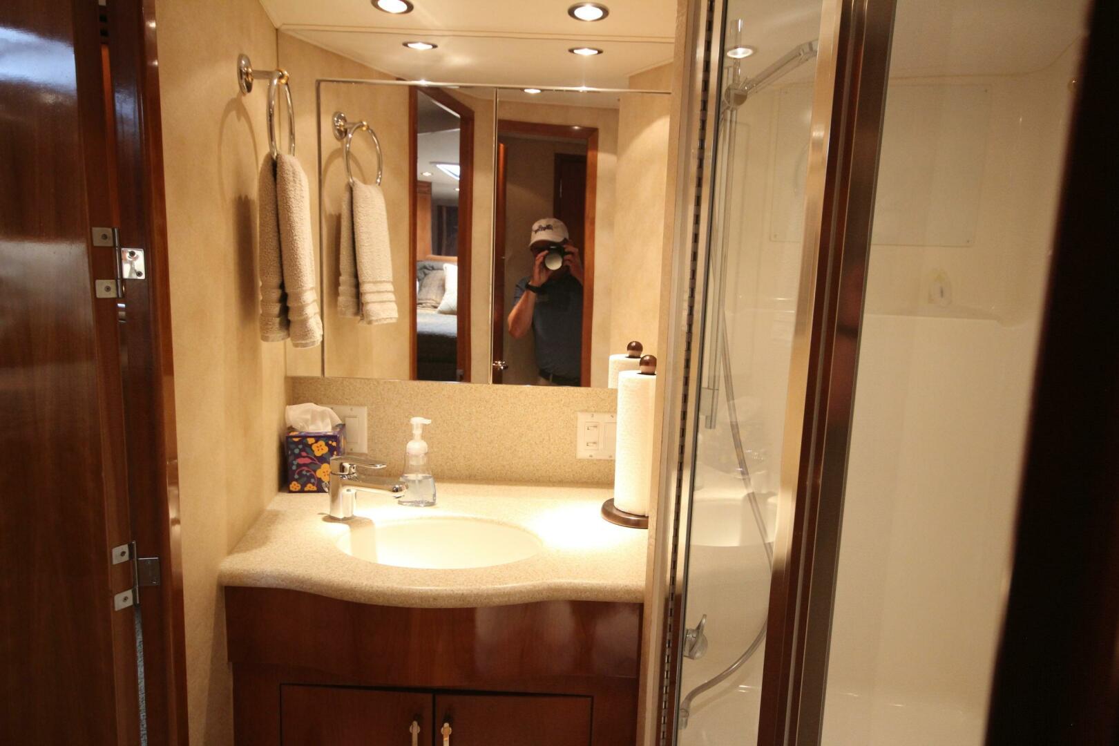 Slide: The Image of Hatteras 60 Convertible 2000 - 5422623