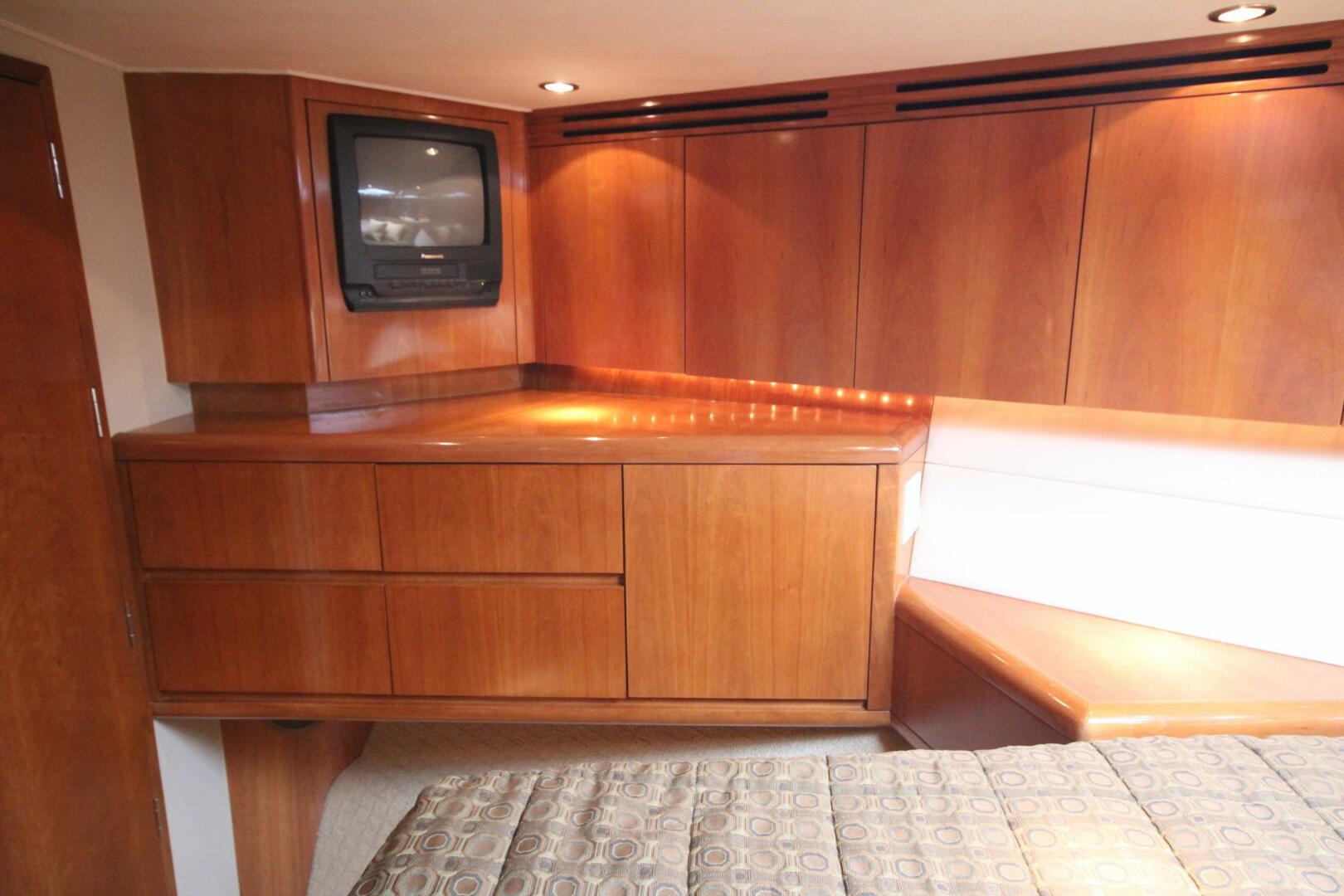 Slide: The Image of Hatteras 60 Convertible 2000 - 5422640