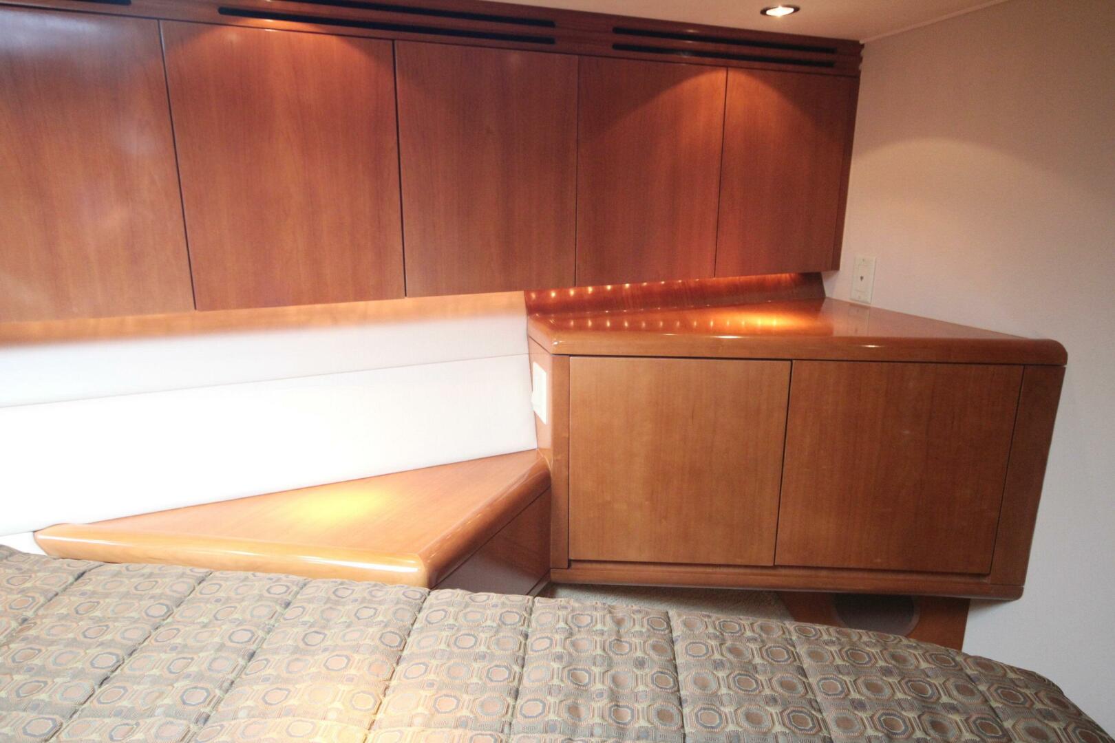 Slide: The Image of Hatteras 60 Convertible 2000 - 5422643