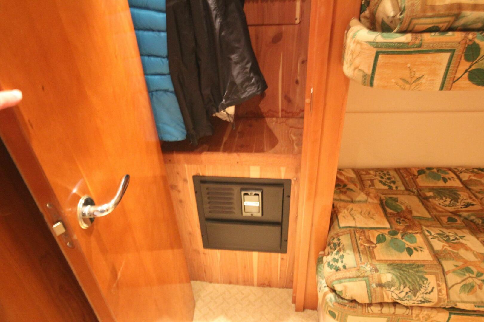 Slide: The Image of Hatteras 60 Convertible 2000 - 5422648