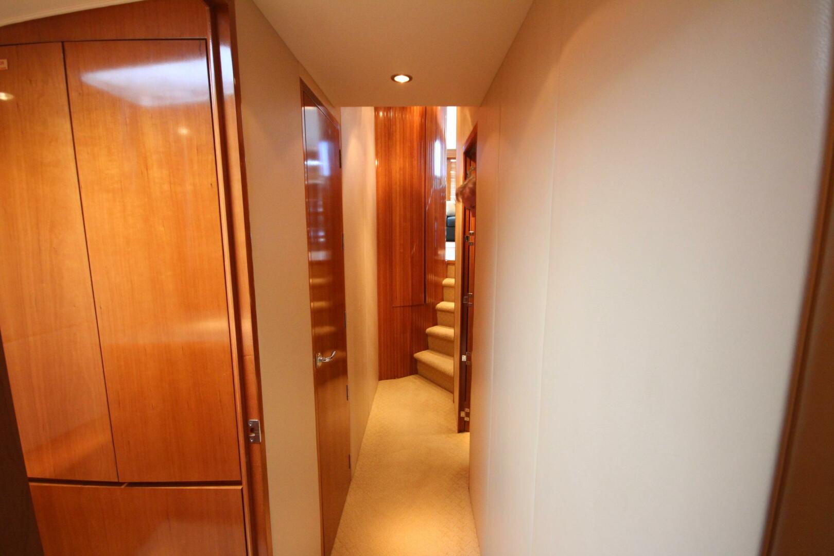 Slide: The Image of Hatteras 60 Convertible 2000 - 5422658