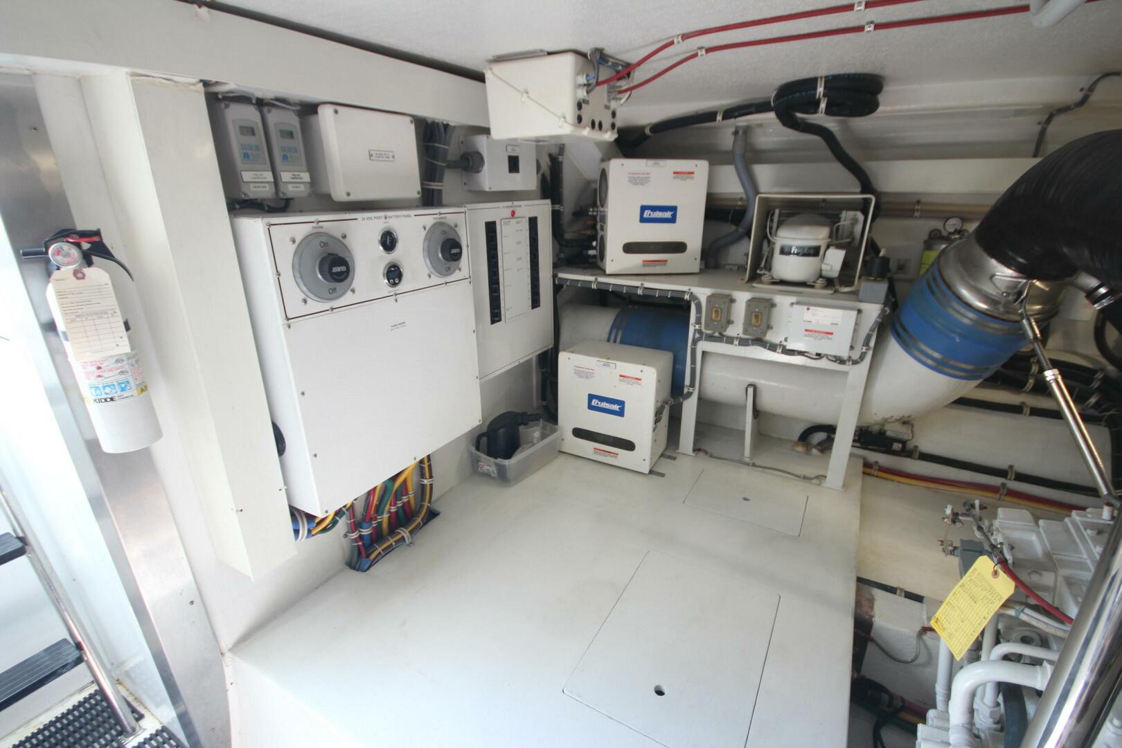 Slide: The Image of Hatteras 60 Convertible 2000 - 5422661