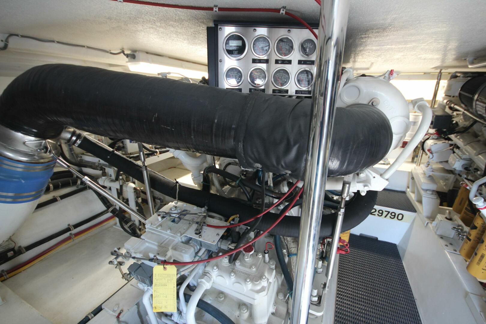 Slide: The Image of Hatteras 60 Convertible 2000 - 5422664