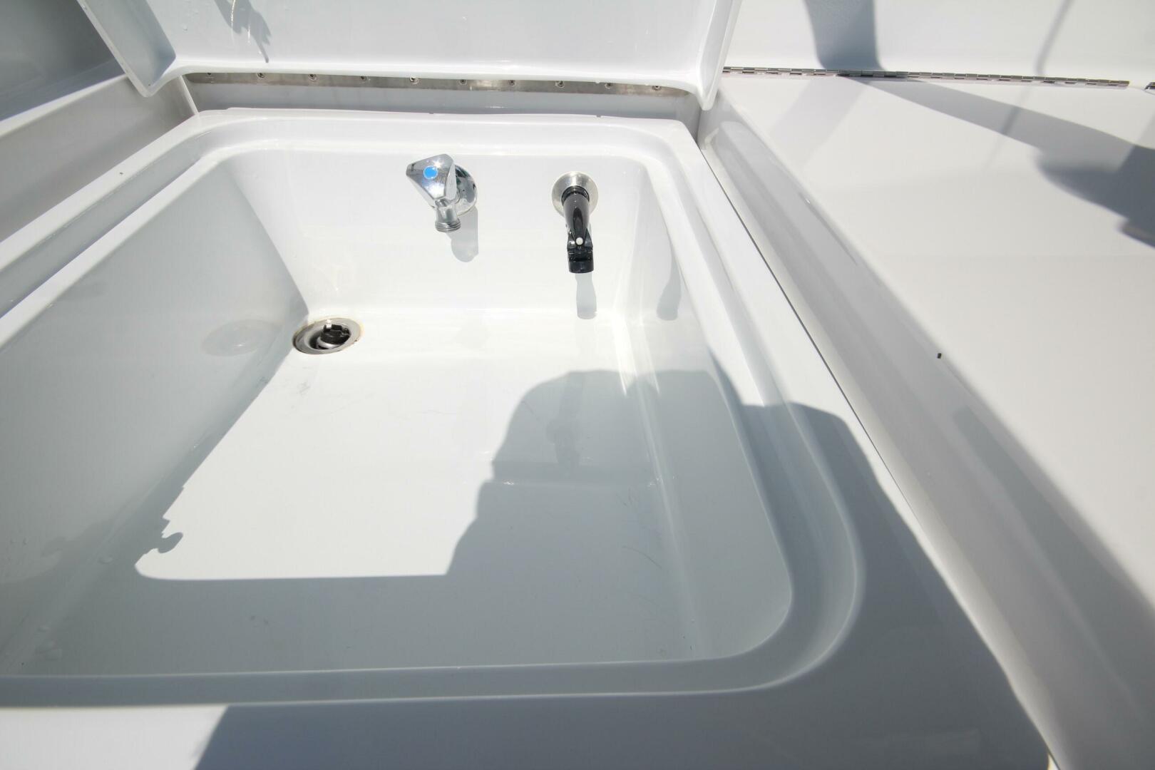 Slide: The Image of Hatteras 60 Convertible 2000 - 5422691