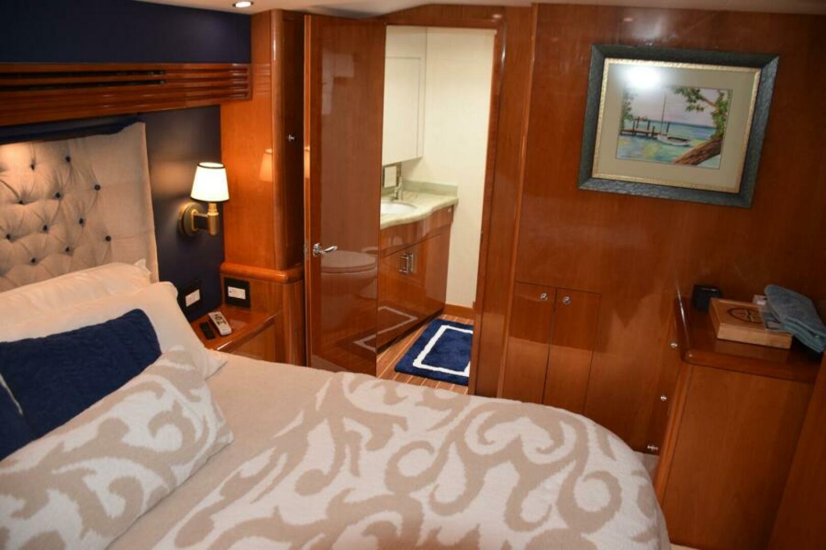 Slide: The Image of Master Entrance to Ensuite Head - 5133528
