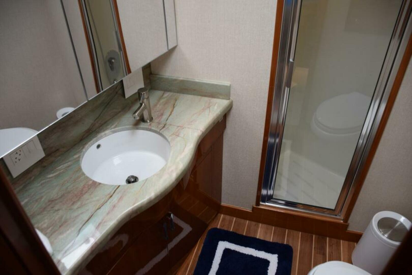 Slide: The Image of Master Head and Shower - 5133531