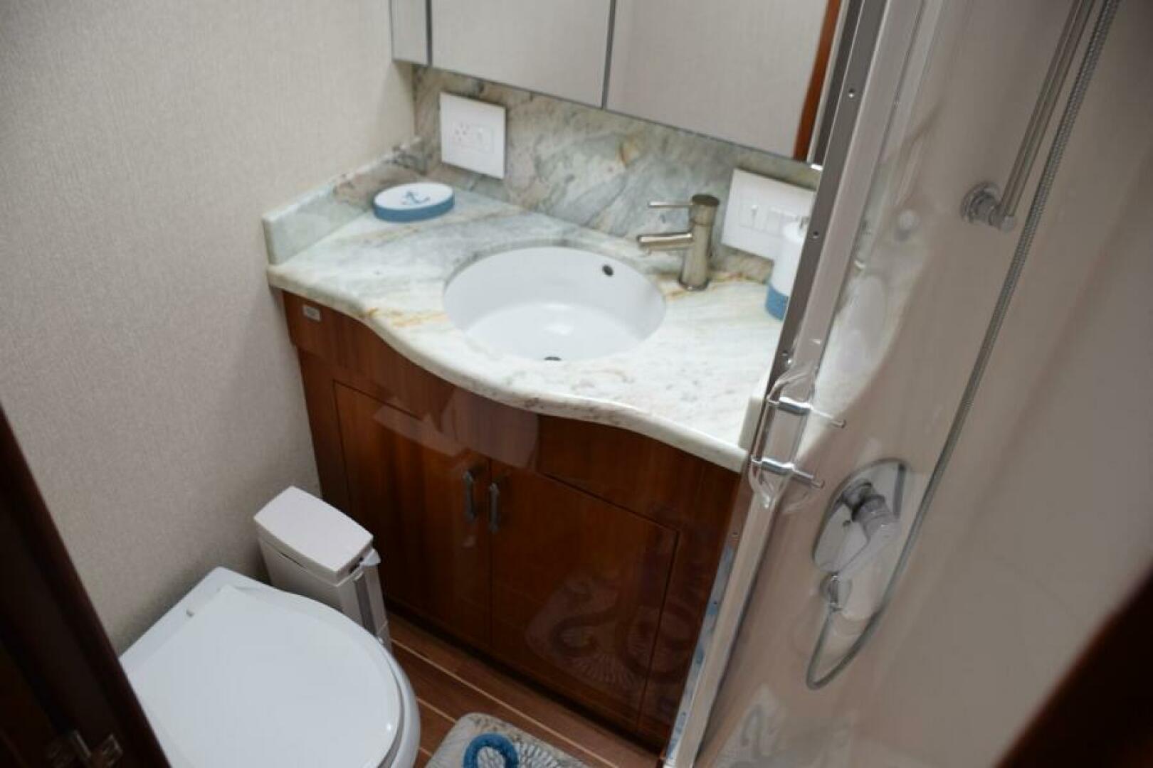 Slide: The Image of Guest Head - 5133532