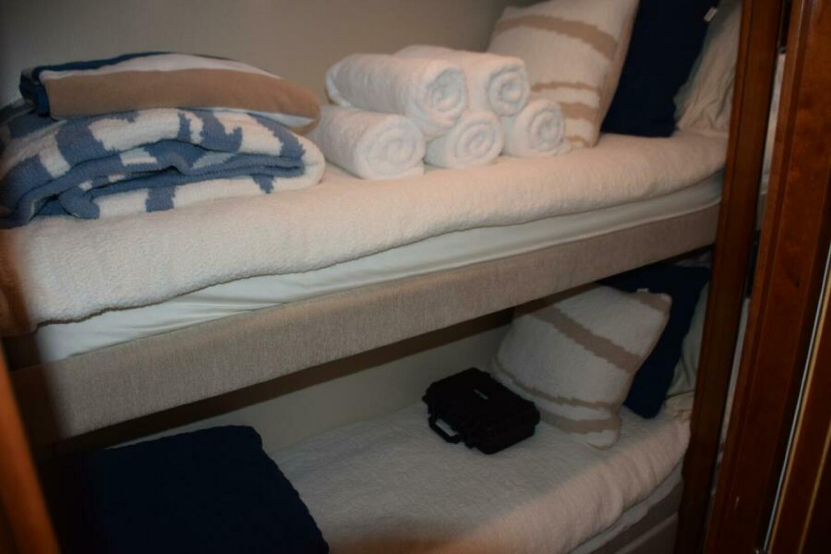 Slide: The Image of Guest Stateroom - 5133533