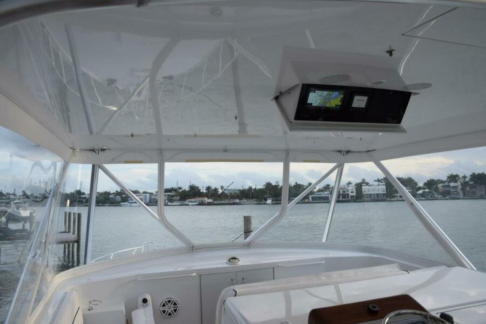 Slide: The Image of With Electronics Pod Down and Overhead Box Open  - 5133560