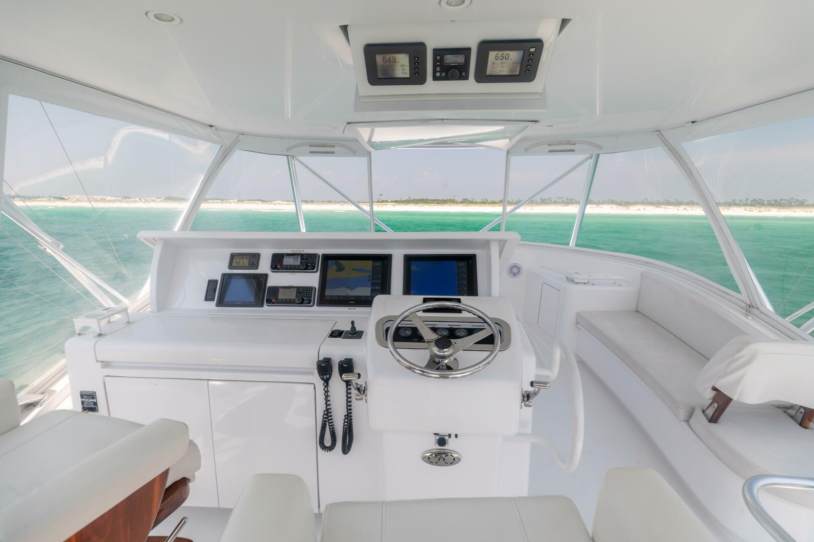 Slide: The Image of 2008 Hatteras 60 Convertible  Helm 3 - 4614922