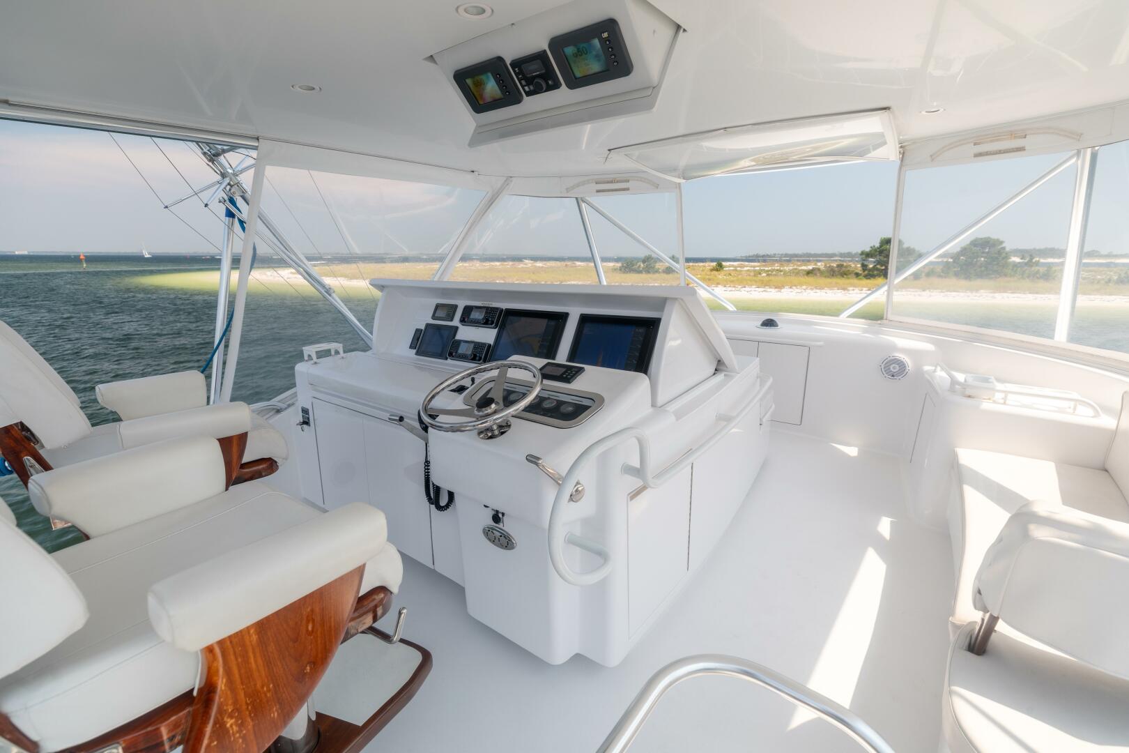Slide: The Image of 2008 Hatteras 60 Convertible  Helm 7 - 4614933