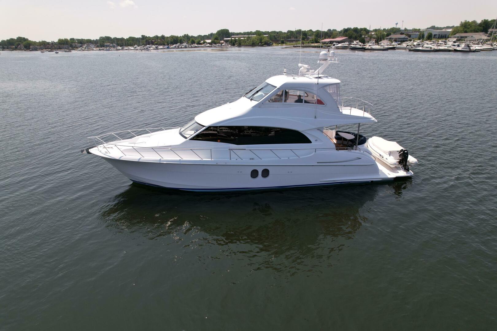 Slide: The Image of Hatteras 60 Motor Yacht 2009 - 5444911