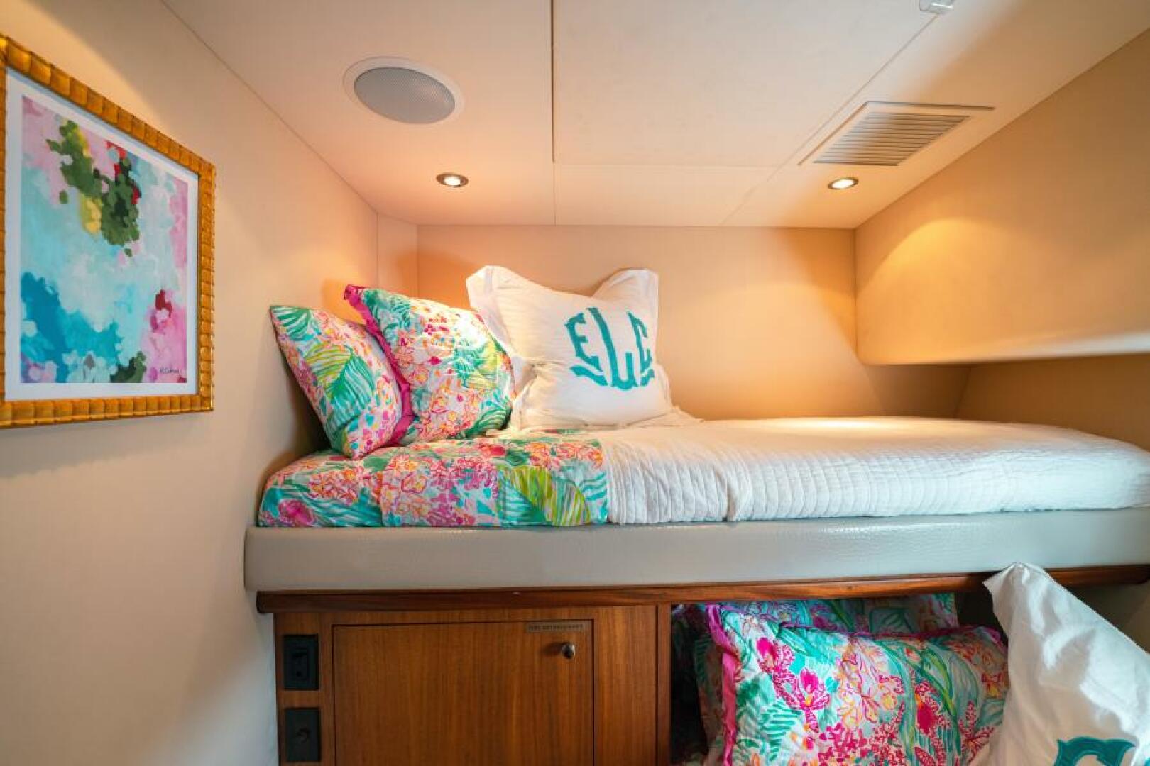 Slide: The Image of 2009 Hatteras 60 Motor Yacht Little Wave - 4623449