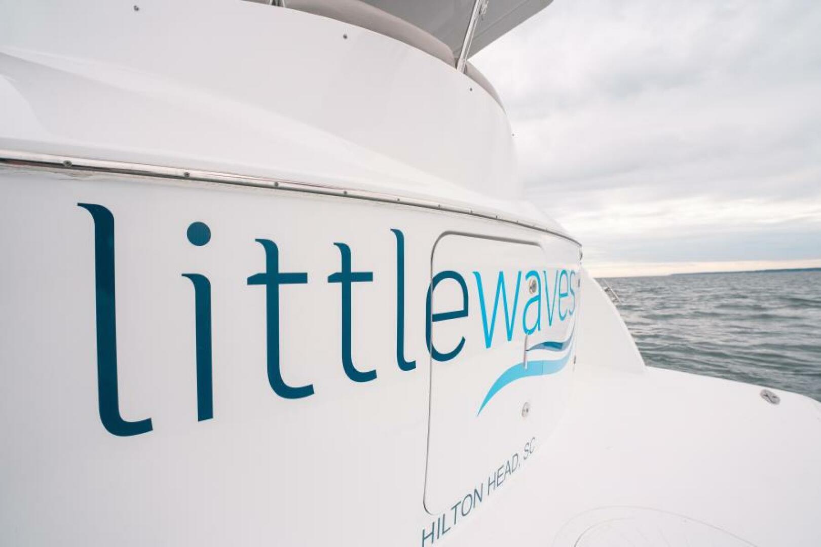 Slide: The Image of 2009 Hatteras 60 Motor Yacht Little Wave - 4623462