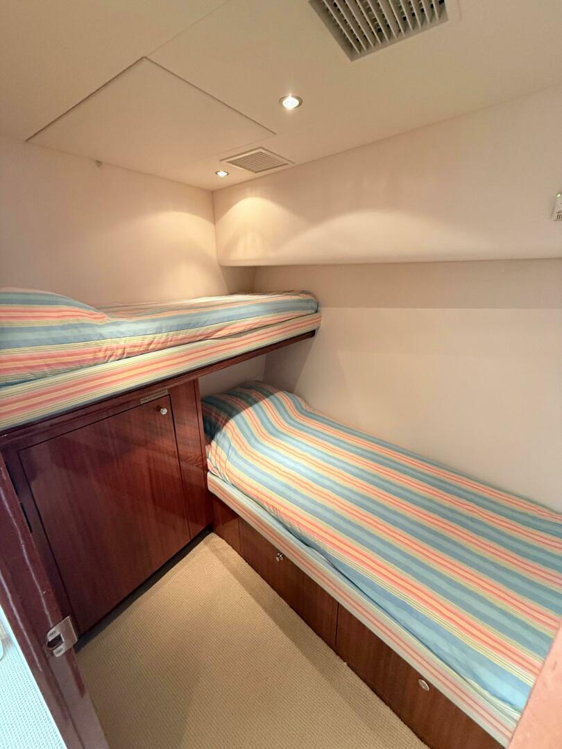 Slide: The Image of Hatteras 60 Motor Yacht 2009 - 5444931