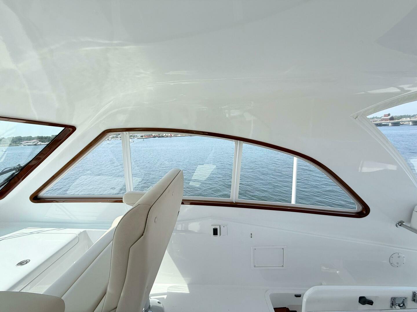 Slide: The Image of Hatteras 60 Motor Yacht 2009 - 5444935