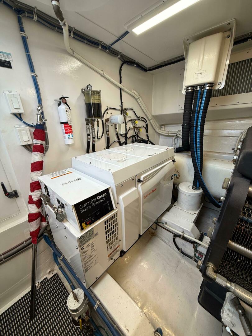 Slide: The Image of Hatteras 60 Motor Yacht 2009 - 5444946