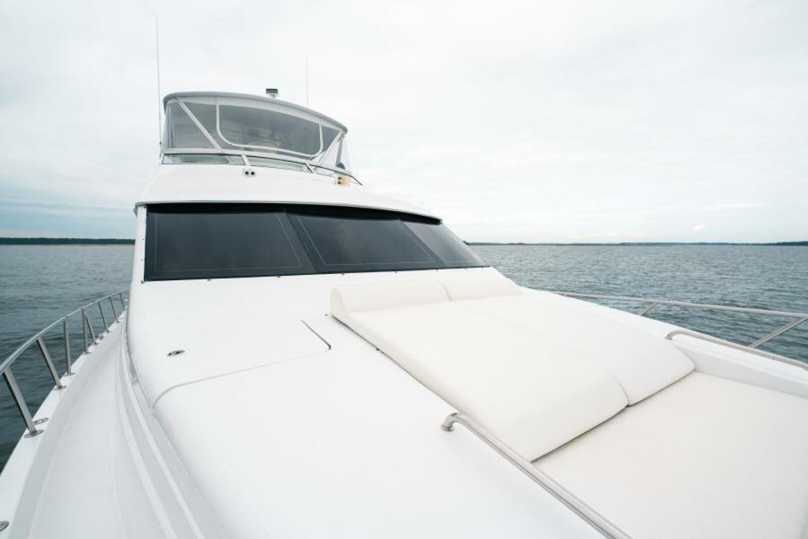 Slide: The Image of 2009 Hatteras 60 Motor Yacht Little Wave - 4623489