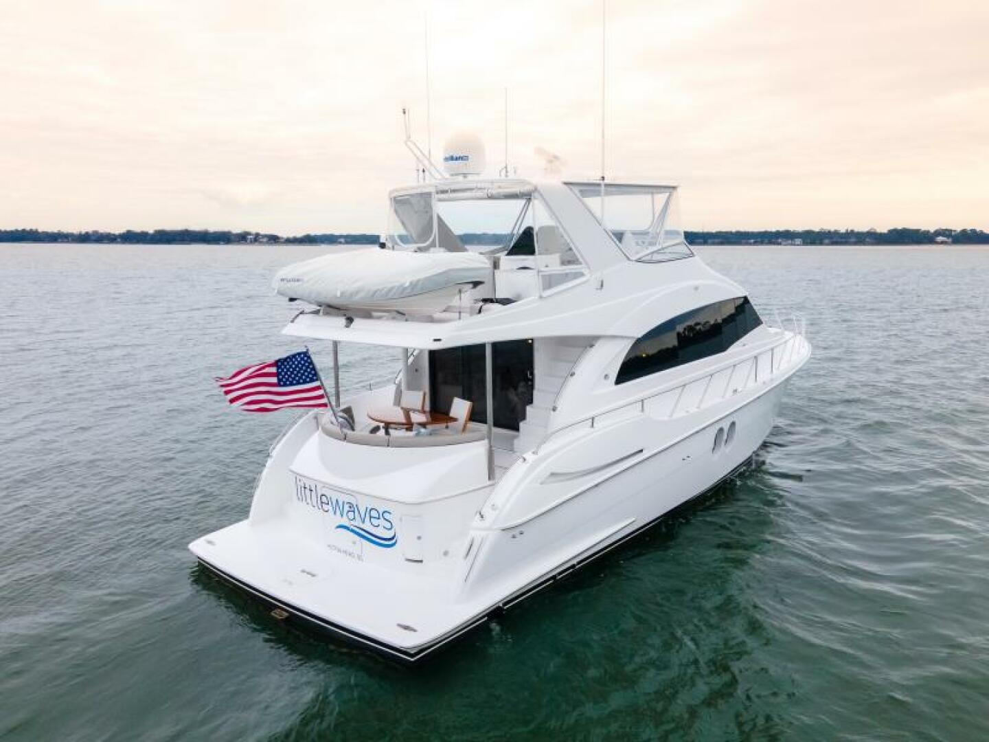 Slide: The Image of 2009 Hatteras 60 Motor Yacht Little Wave - 4623498