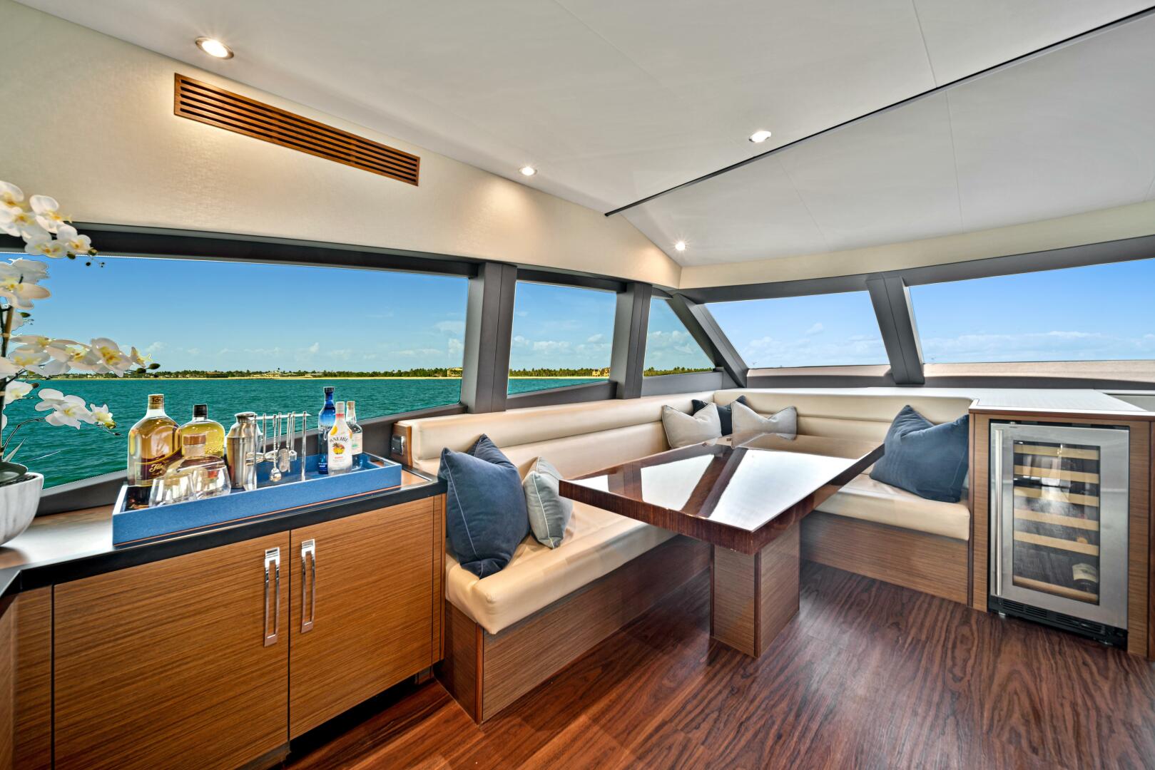 Slide: The Image of 2017 Hatteras 60 Motor Yacht 'West' - 4415672