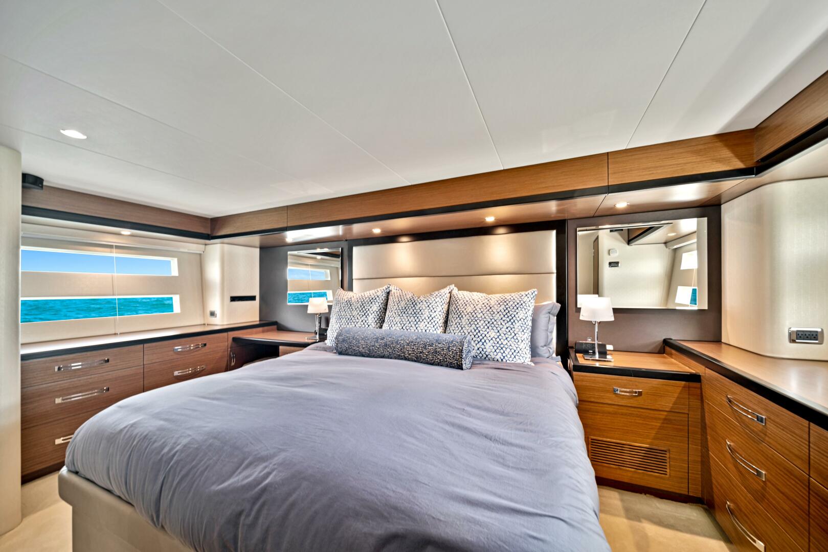 Slide: The Image of 2017 Hatteras 60 Motor Yacht 'West' Master Stateroom - 4415733