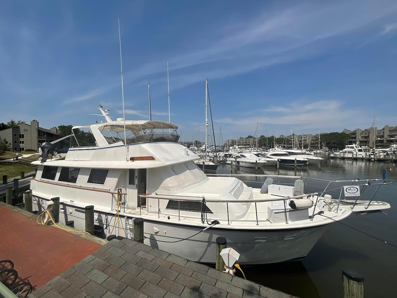 Slide: The Image of Hatteras 61' Motor Yacht 1981 - 0