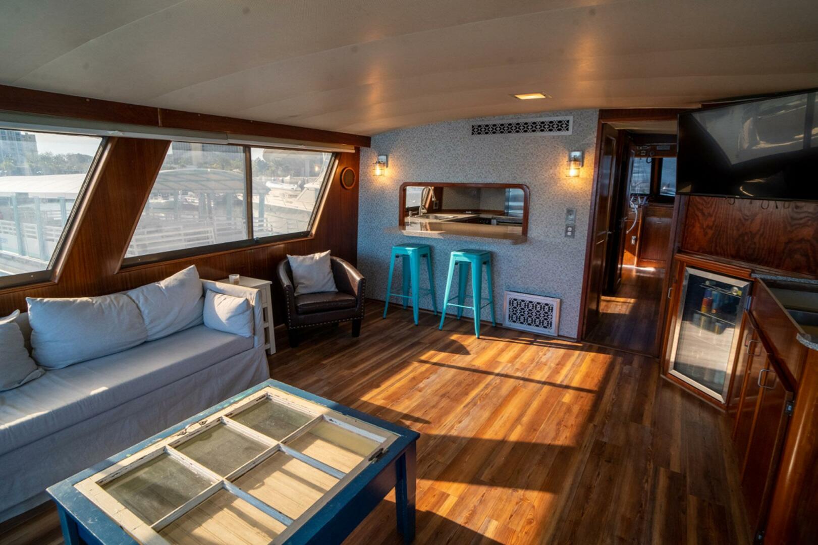 Slide: The Image of Hatteras 61 Motoryacht 1981 - 5276314