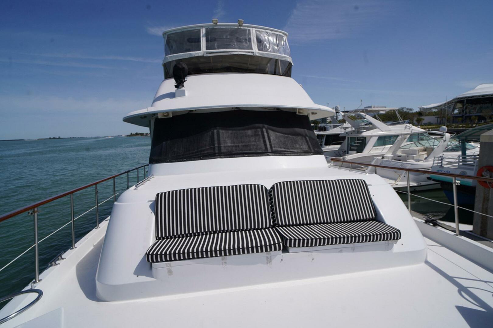 Slide: The Image of Hatteras 61 Motoryacht 1981 - 5276335