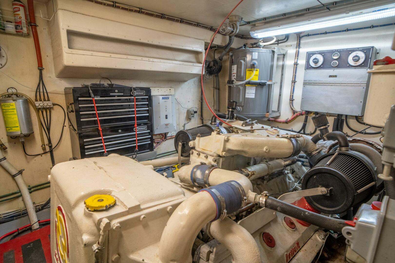 Slide: The Image of Hatteras 61 Motoryacht 1981 - 5276342