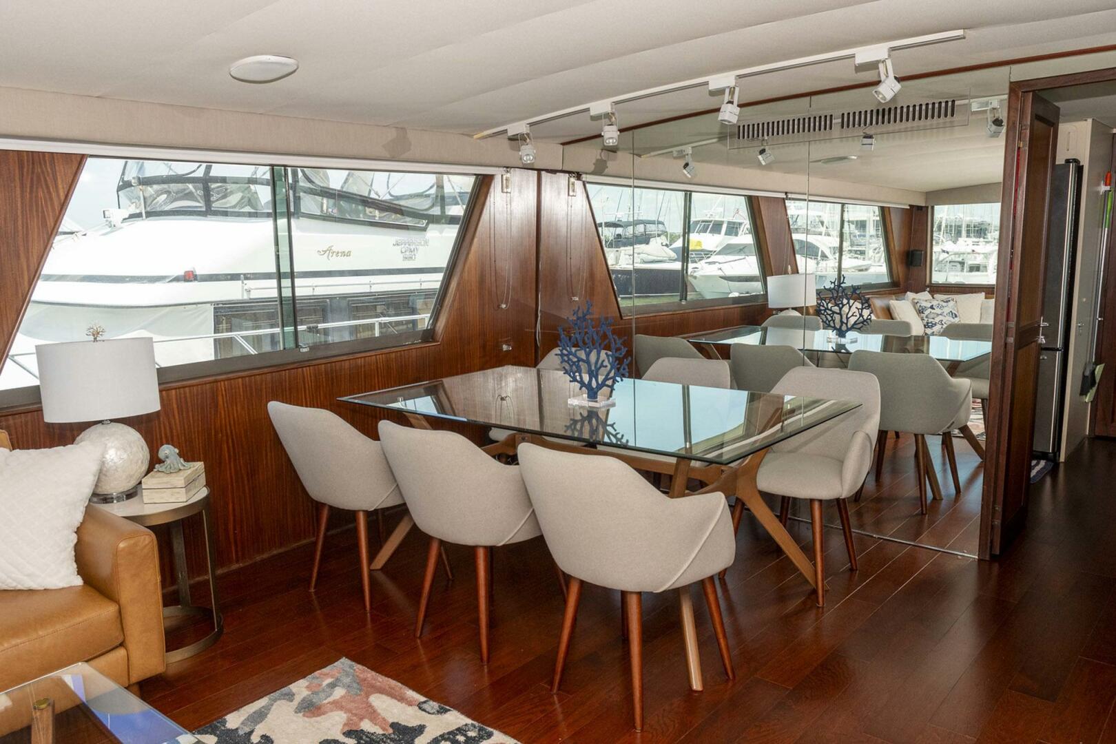 Slide: The Image of Hatteras 63 Motor Yacht 1987 - 4467622