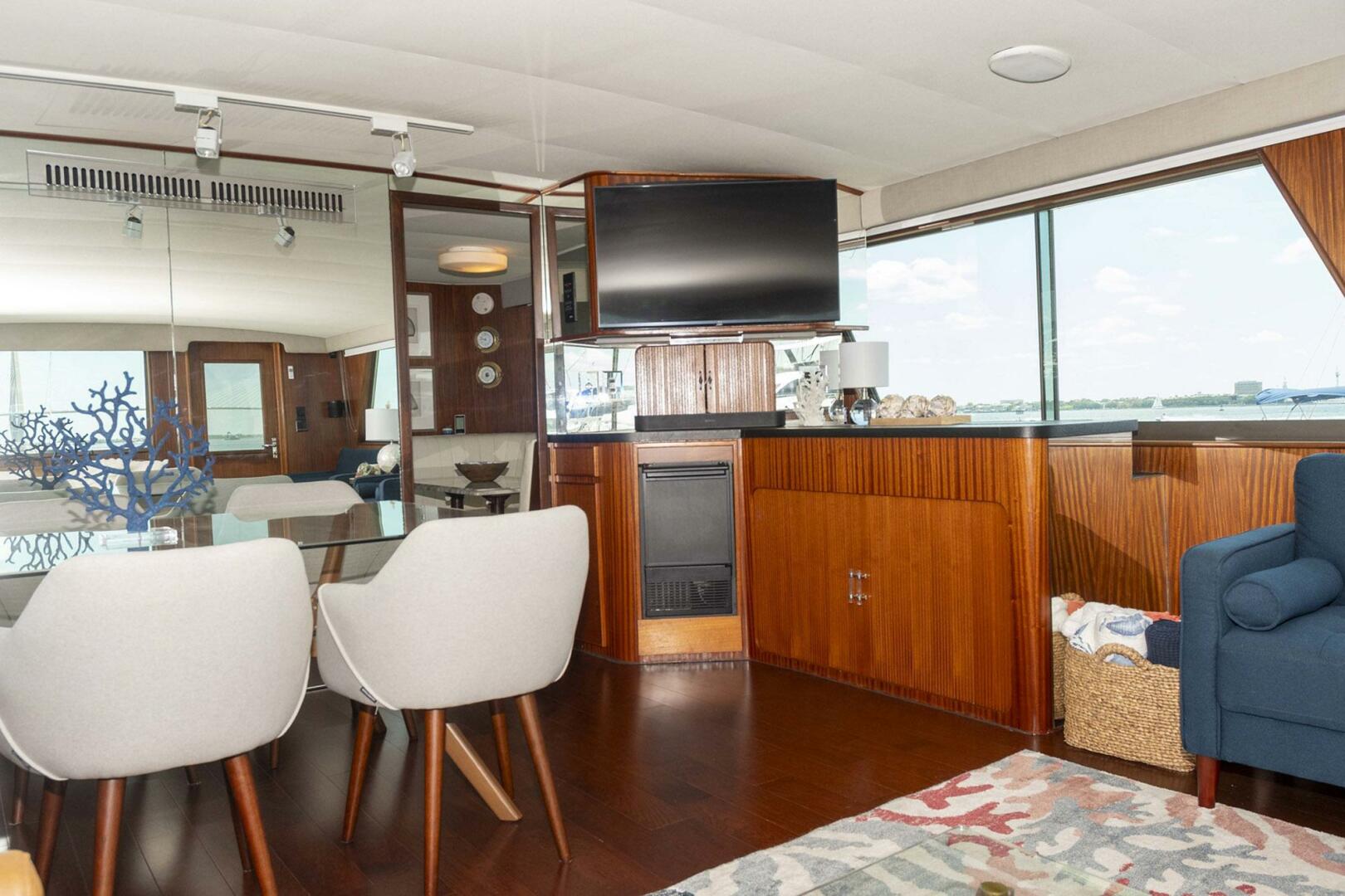 Slide: The Image of Hatteras 63 Motor Yacht 1987 - 4467620