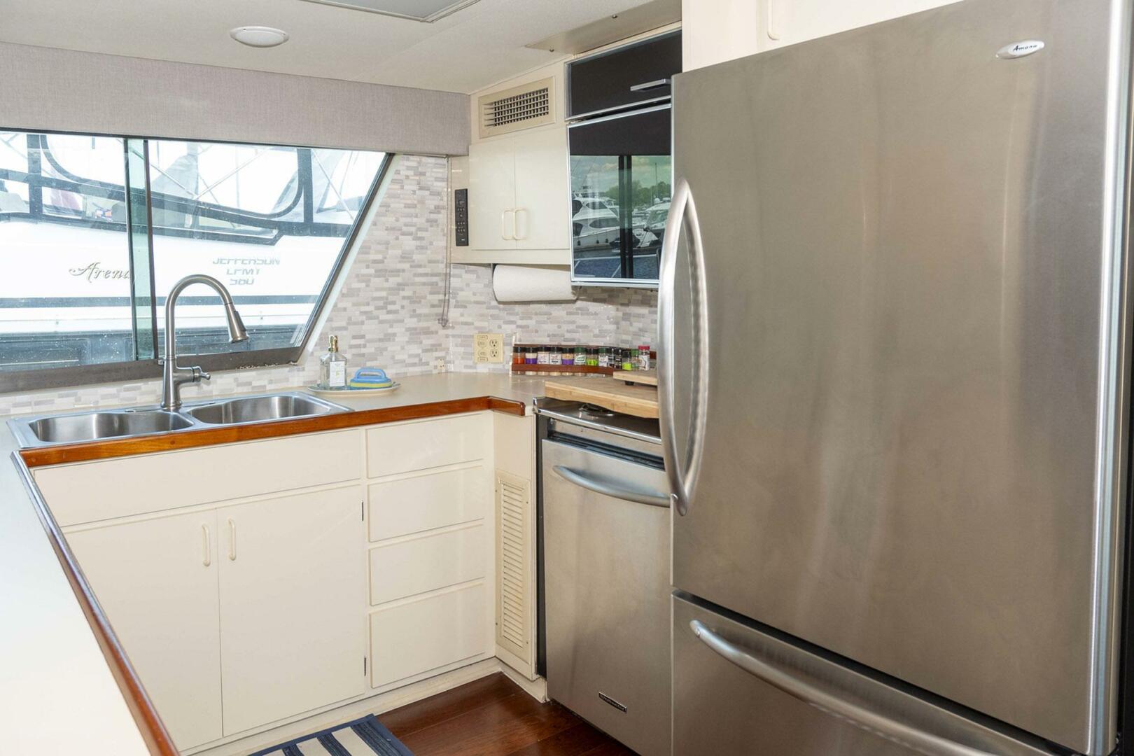 Slide: The Image of Hatteras 63 Motor Yacht 1987 - 4467626