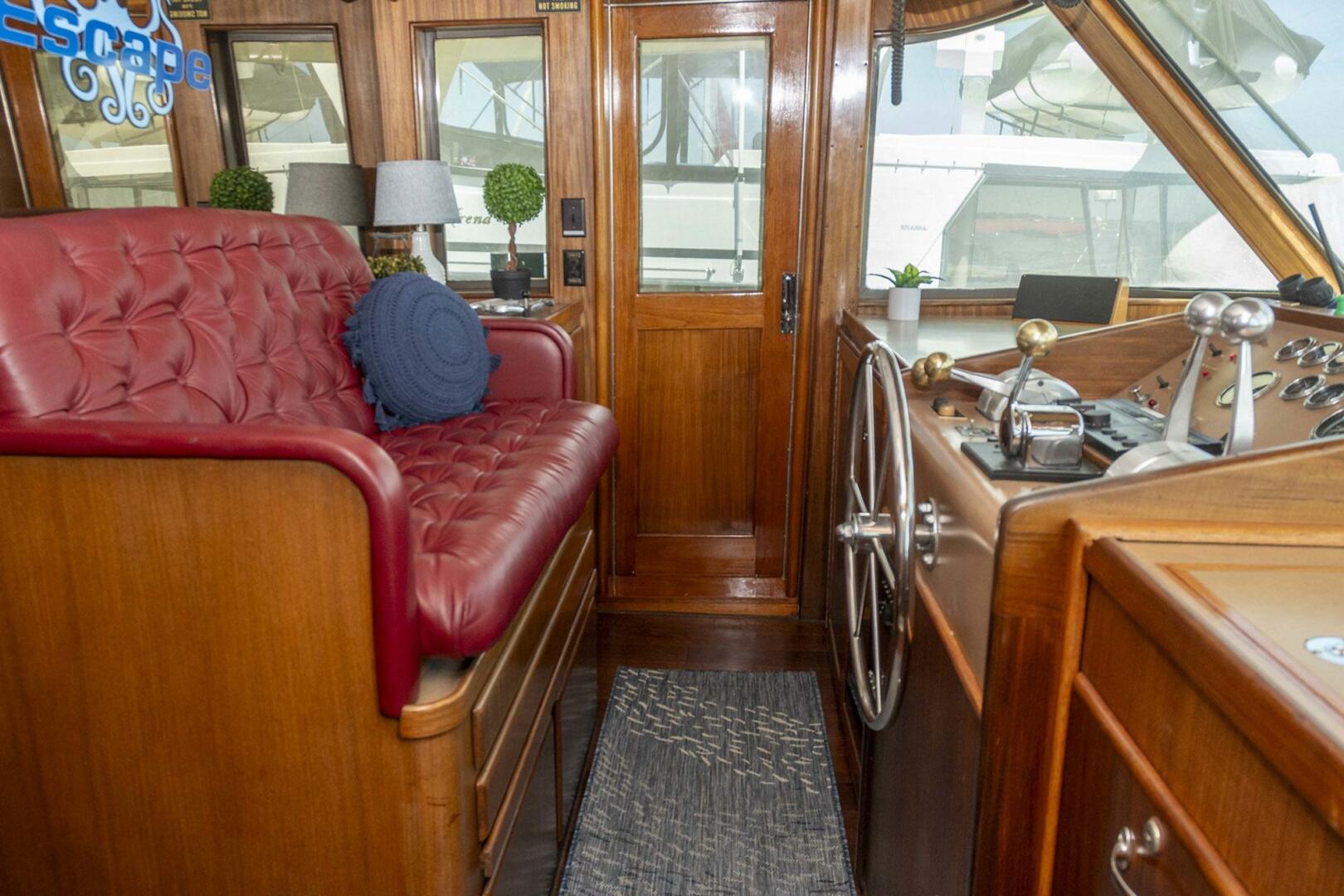 Slide: The Image of Hatteras 63 Motor Yacht 1987 - 4467639