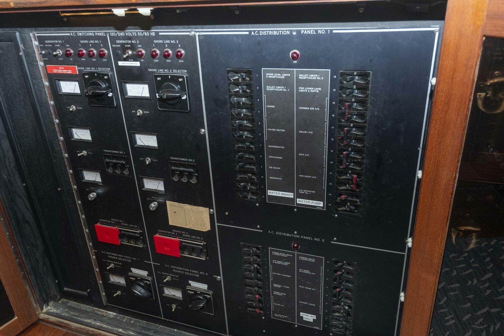 Slide: The Image of Hatteras 63 Motor Yacht 1987 - 4467640