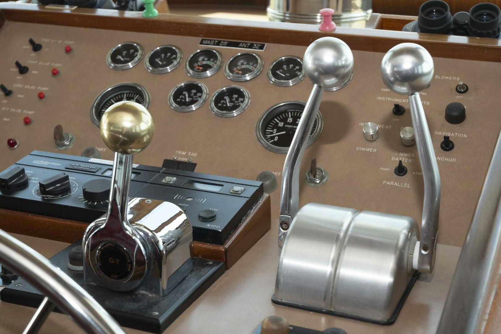 Slide: The Image of Hatteras 63 Motor Yacht 1987 - 4467643